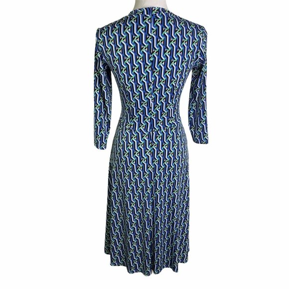 Donna Morgan Printed Twisted Front Stretch Dress - Picture 10 of 12